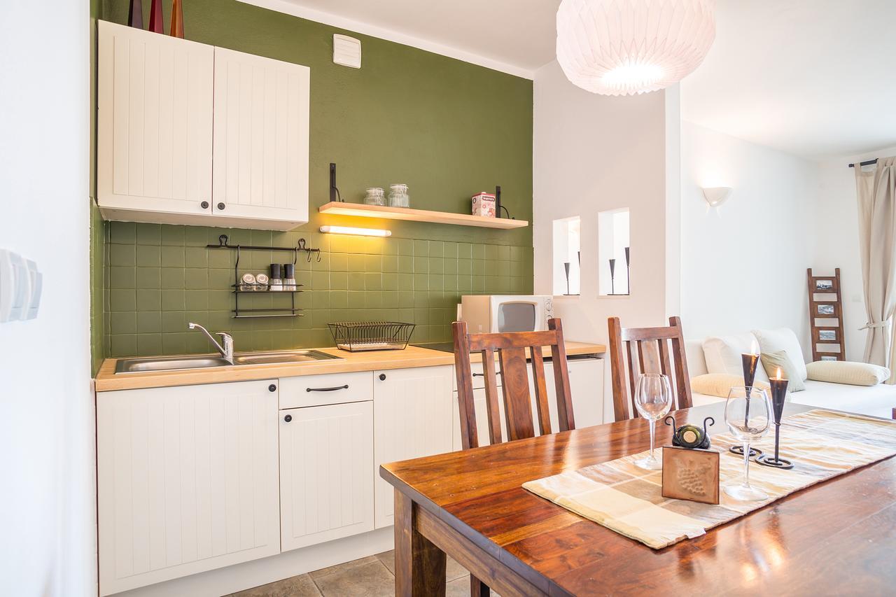 Zlatni Bol Apartments Екстер'єр фото